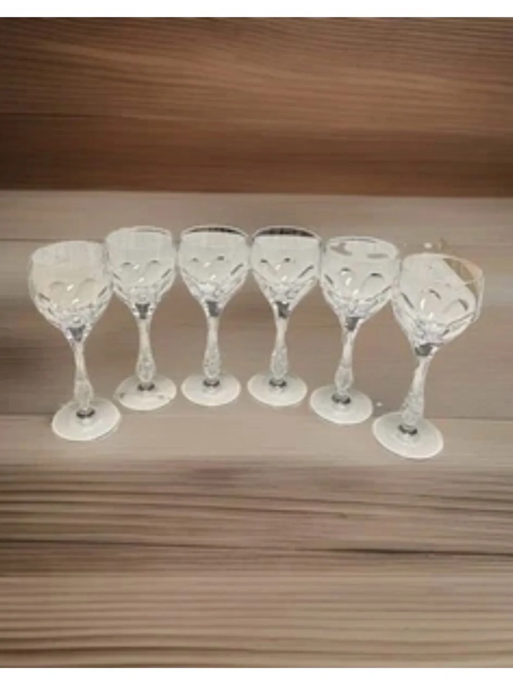 Crystal Cut Wine Glasses - Clear Stemware Set